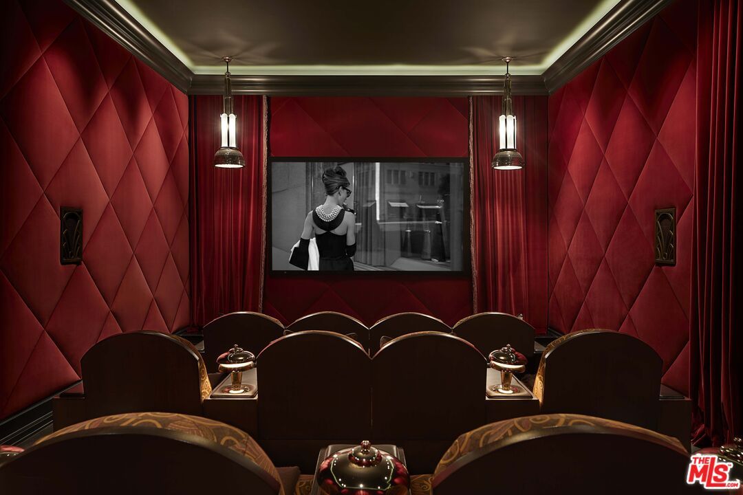 Interior, Pendant Lights, Projection Screen, Theatre Room