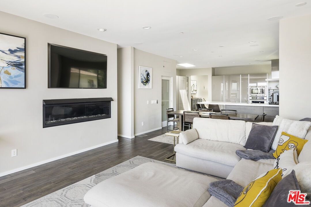 Fireplace, Interior, Kitchen, Living room, Recessed Lighting, Wood Texture Flooring