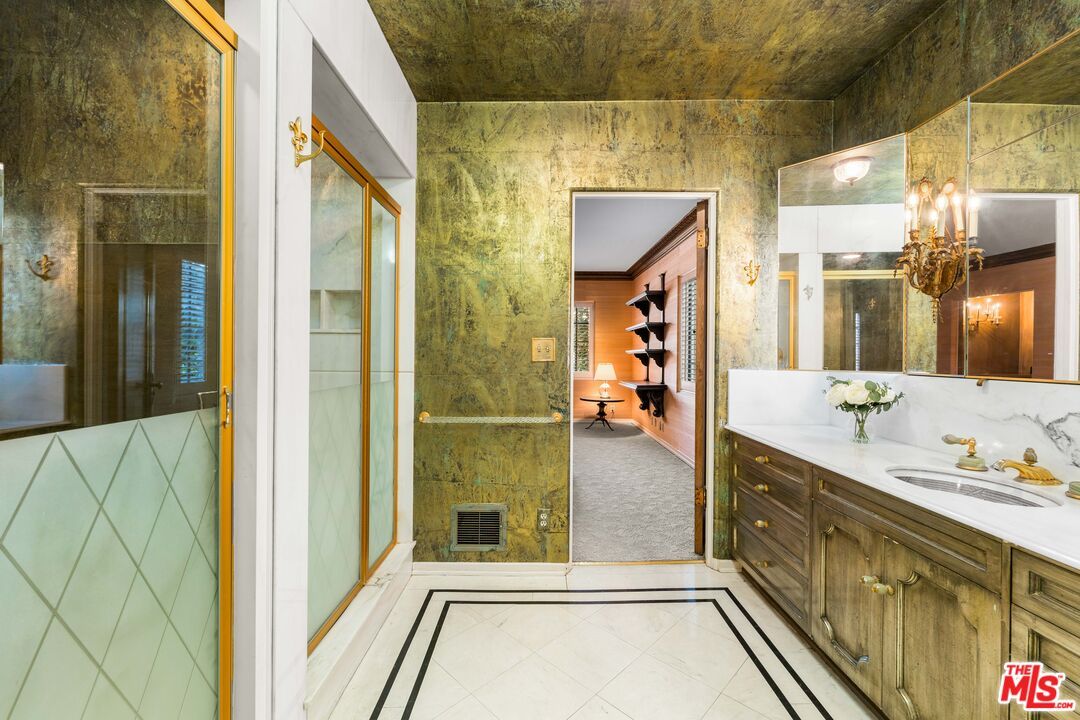 Bathroom, Dual Sink Vanities, Glass Shower, Interior