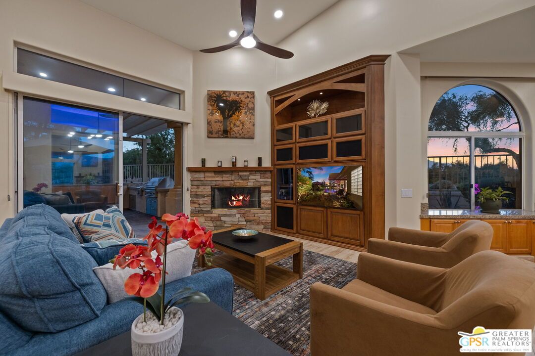 Fireplace, Interior, Living room, Recessed Lighting