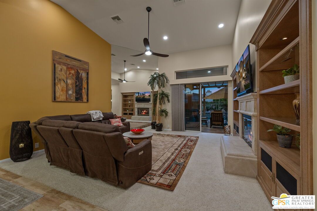 Fireplace, Interior, Living room, Recessed Lighting