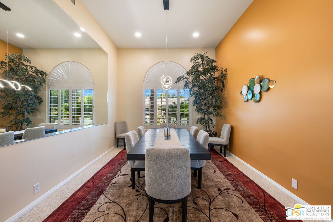 Dining room, Interior, Pendant Lights, Recessed Lighting