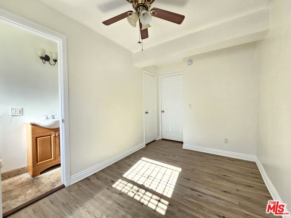 Bathroom, Empty room, Interior, Wood Texture Flooring