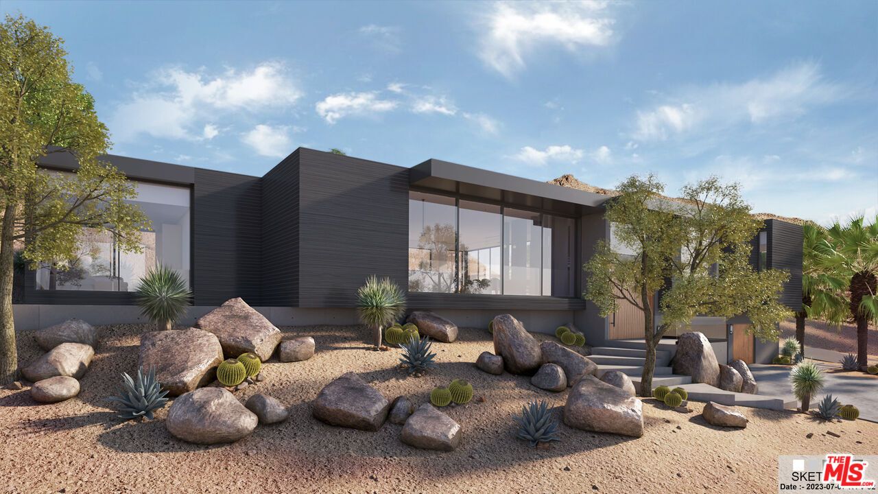 Backyard, Exterior, Facade, Modern