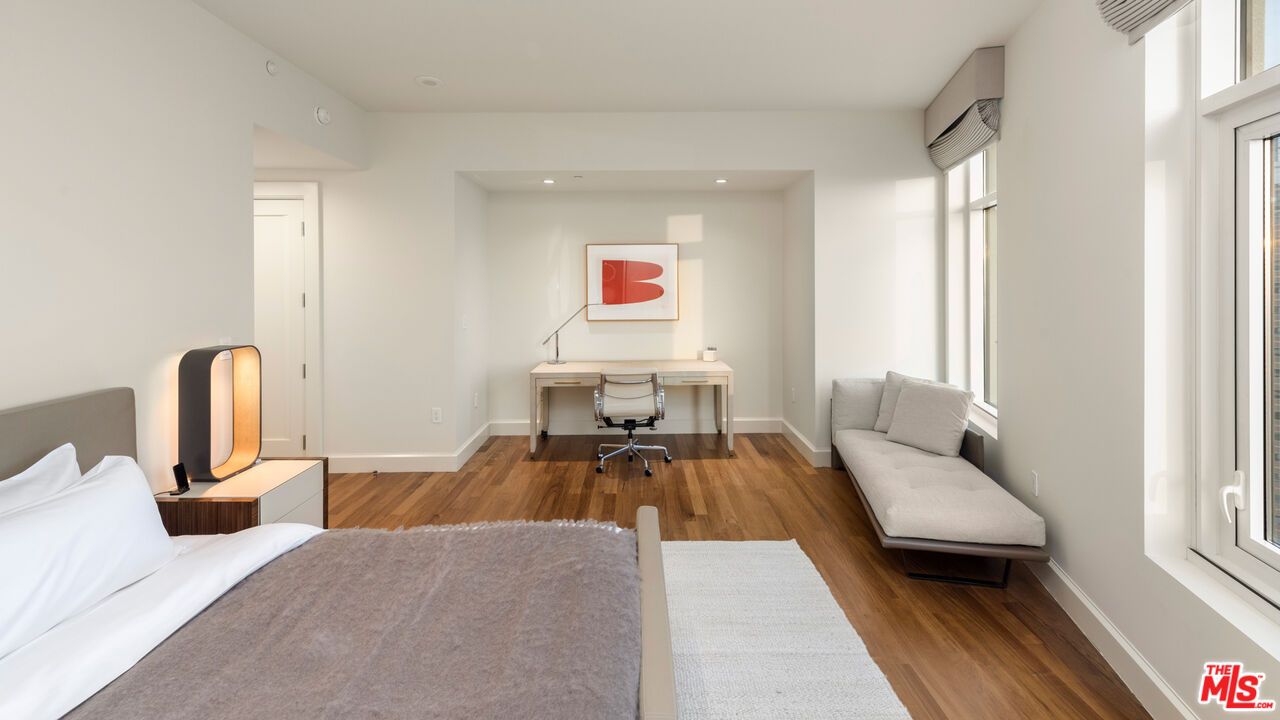 Bedroom, Home Office, Interior, Recessed Lighting, Wood Texture Flooring