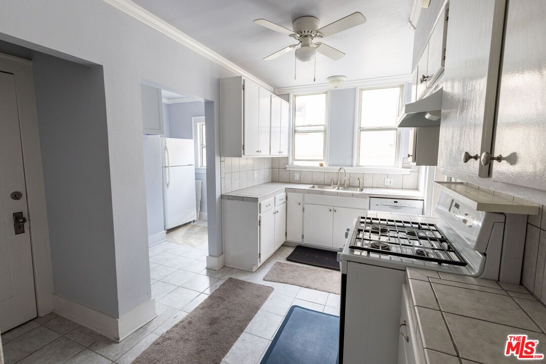 Interior, Kitchen, Tile Countertops
