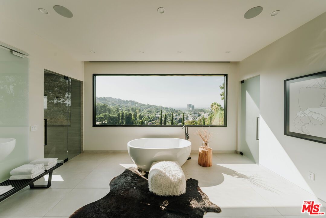 Bathroom, Free Standing Baths, Interior, Recessed Lighting