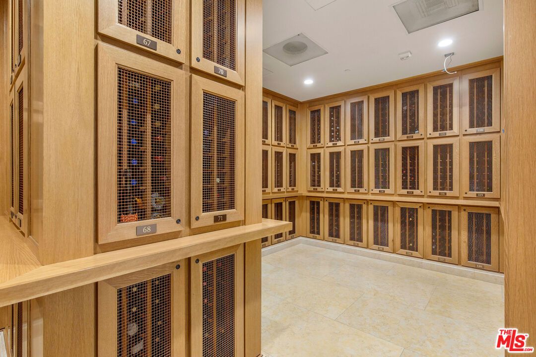 Interior, Recessed Lighting, Wine Storage