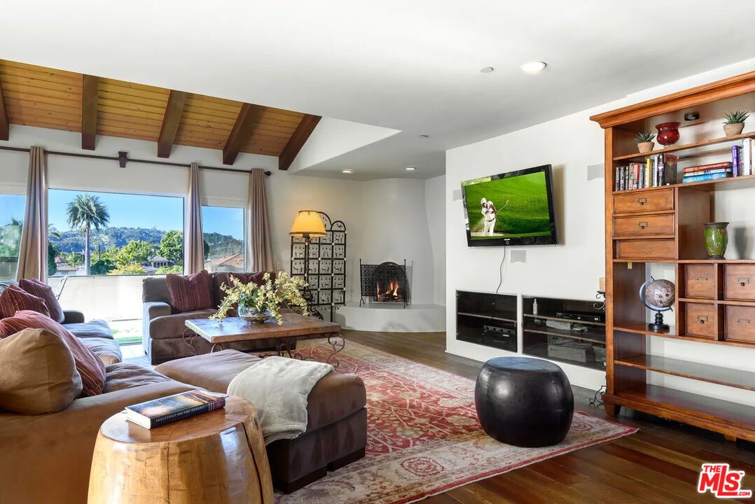 Fireplace, Interior, Living room, Recessed Lighting, Wooden Beams, Wooden Ceilings, Wood Texture Flooring