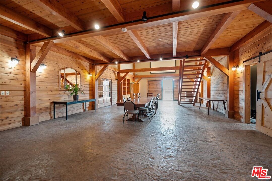 Dining room, Interior, Wooden Beams, Wooden Ceilings, Wooden Walls