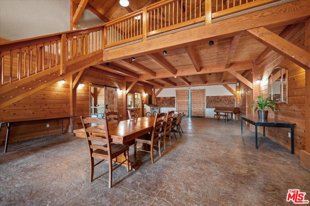 Dining room, Interior, Stone Walls, Wooden Beams, Wooden Ceilings, Wooden Walls