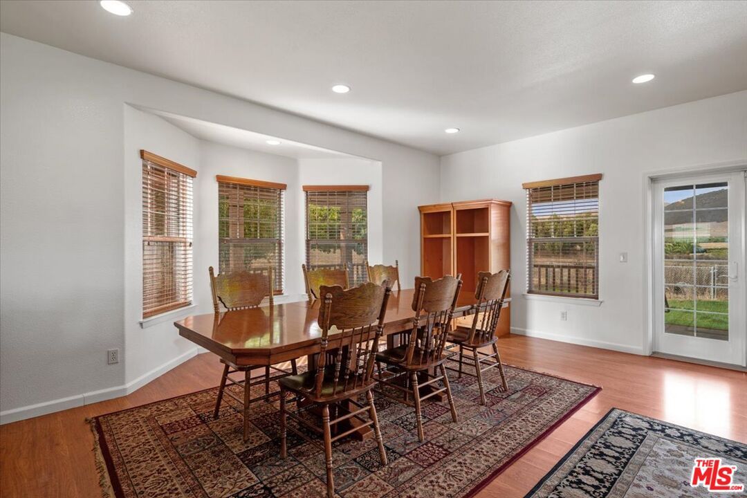 Dining room, Interior, Recessed Lighting, Wood Texture Flooring