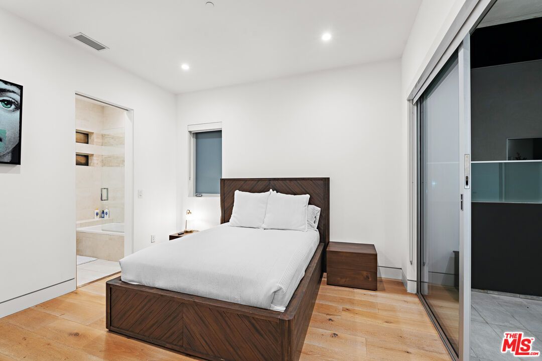 Bathroom, Bedroom, Interior, Recessed Lighting, Wood Texture Flooring