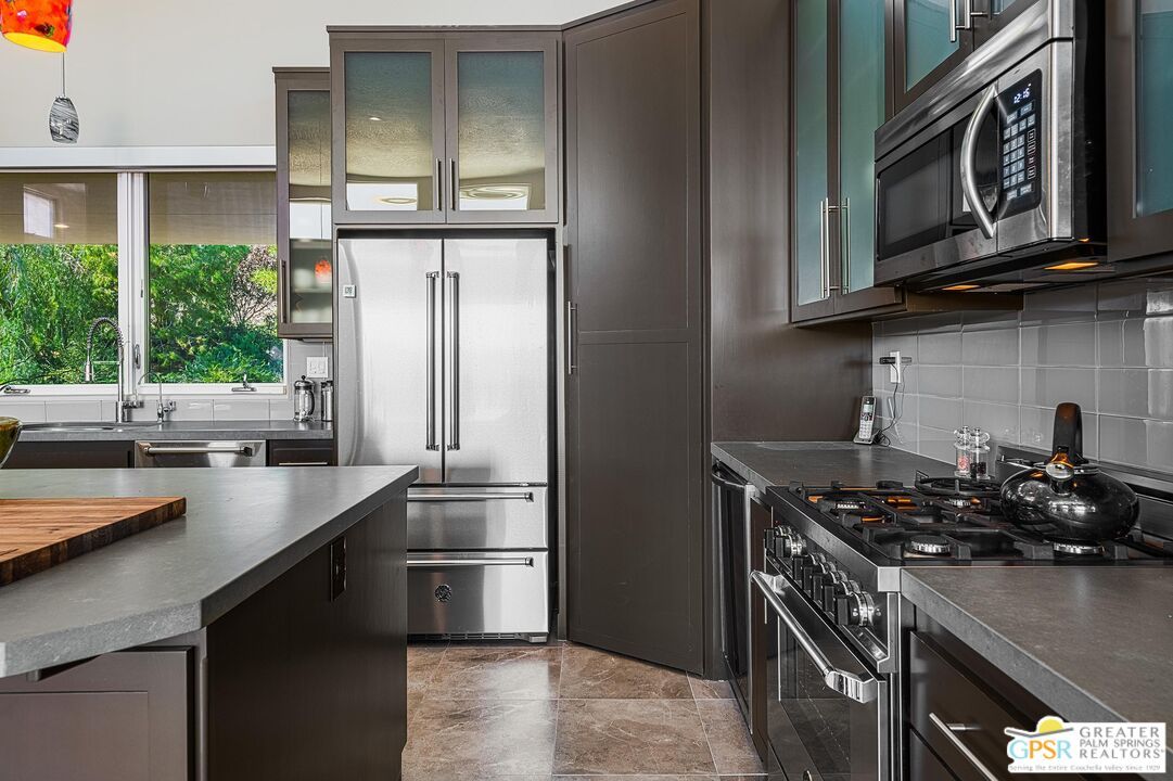 Interior, Kitchen, Stainless Steel Appliances