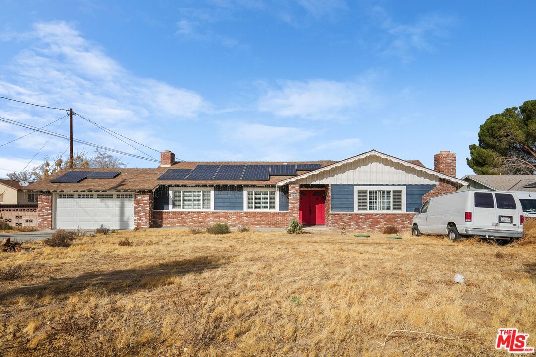 Attached, Exterior, Facade, Solar Panels, Ranch