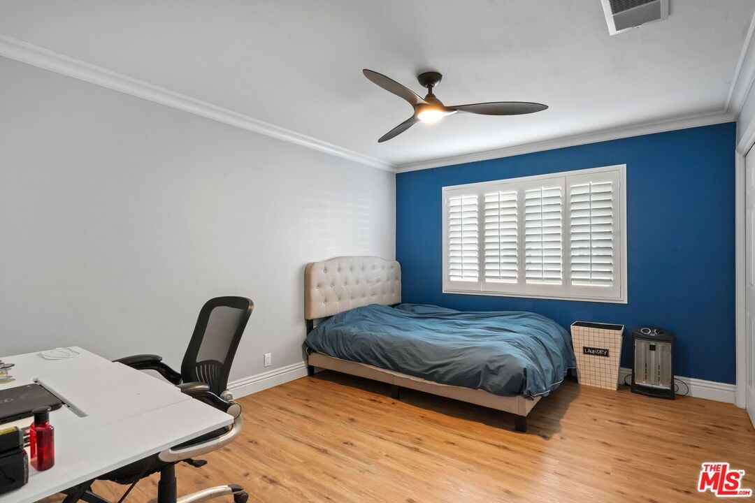 Bedroom, Home Office, Interior, Wood Texture Flooring