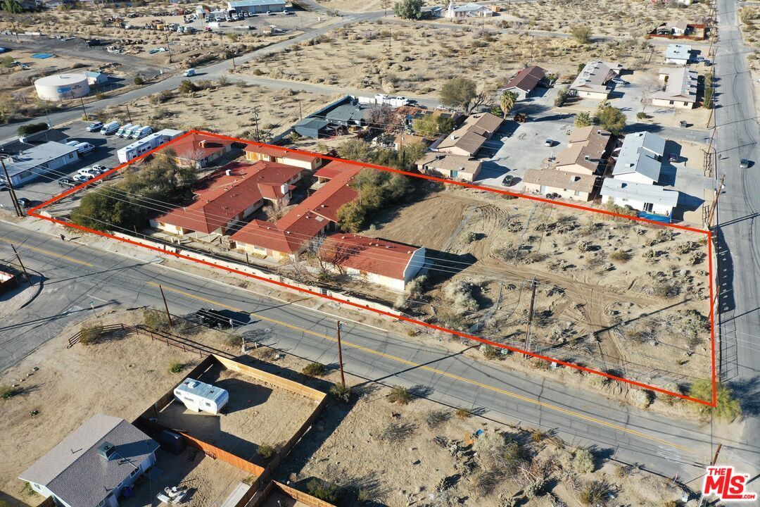 Exterior, Drone