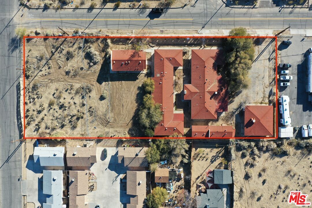 Exterior, Drone