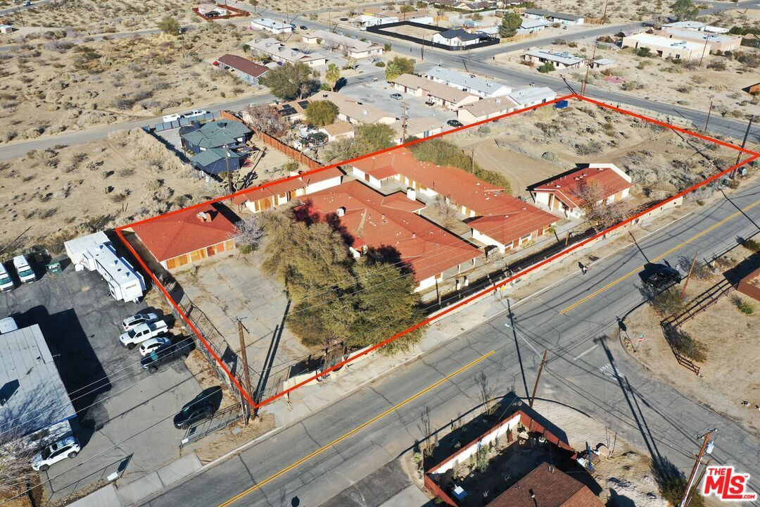 Exterior, Drone