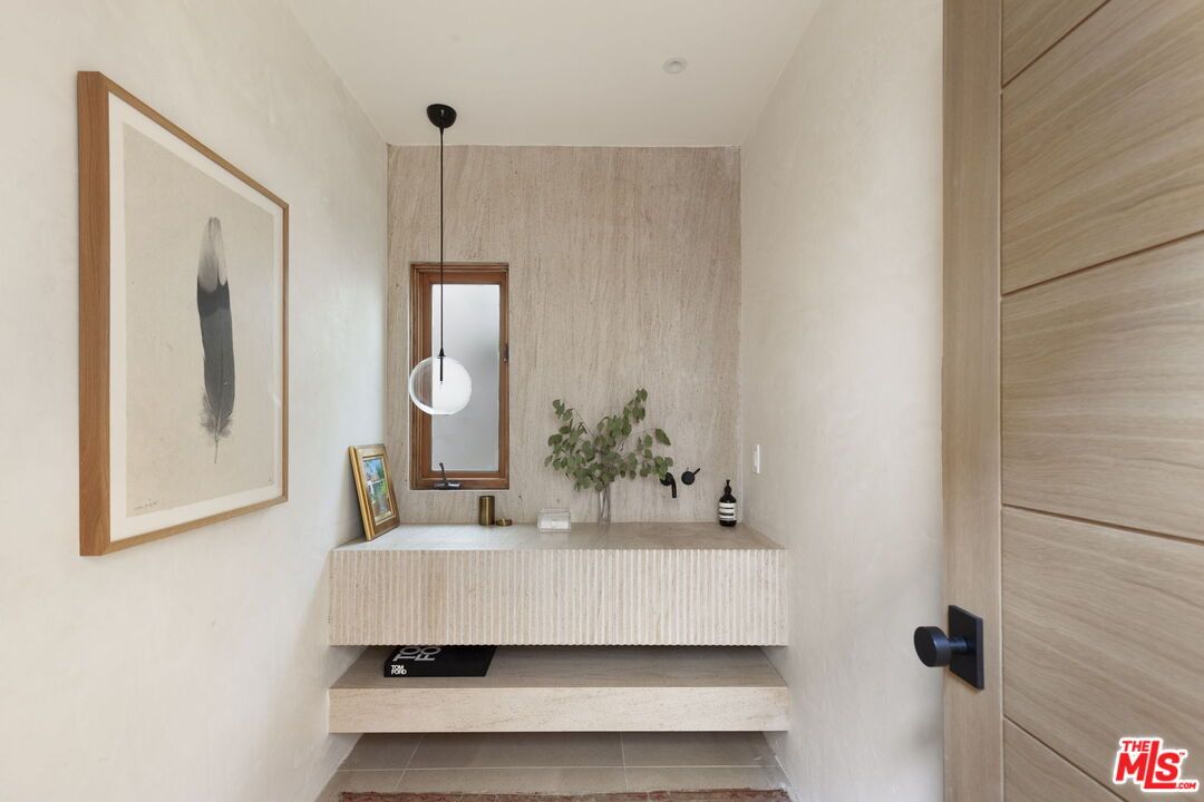 Bathroom, Interior, Pendant Lights