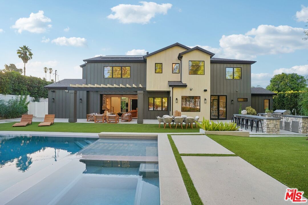 Exterior, Pool, Solar Panels