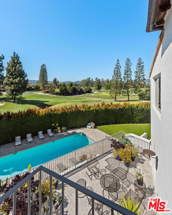 Backyard, Exterior, Pool, Water