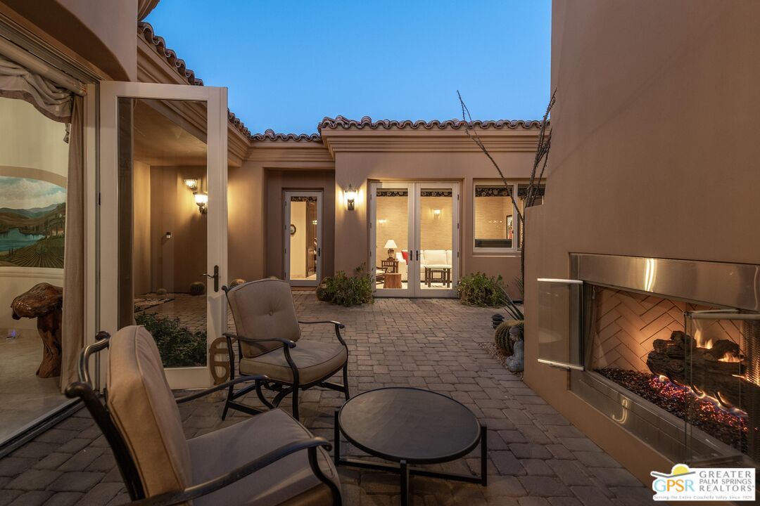 Exterior, Fireplace