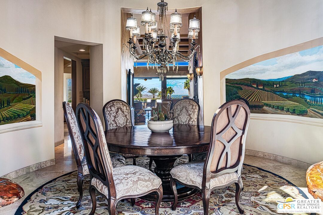 Chandelier, Dining room, Interior