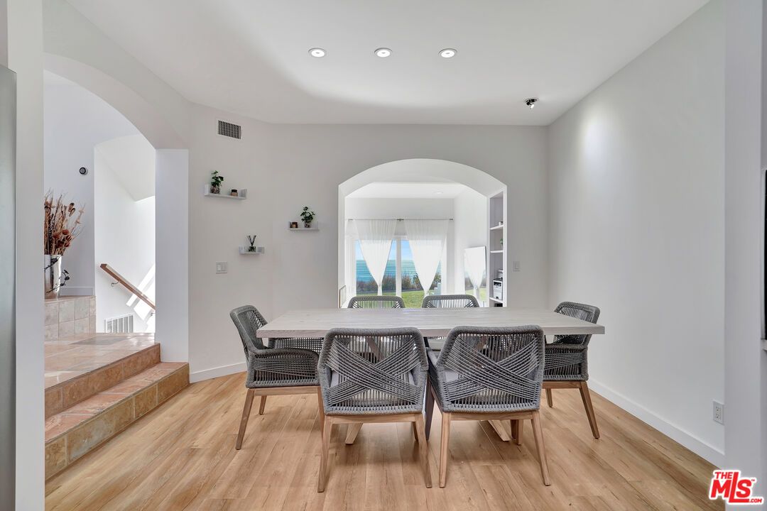 Dining room, Interior, Recessed Lighting, Wood Texture Flooring