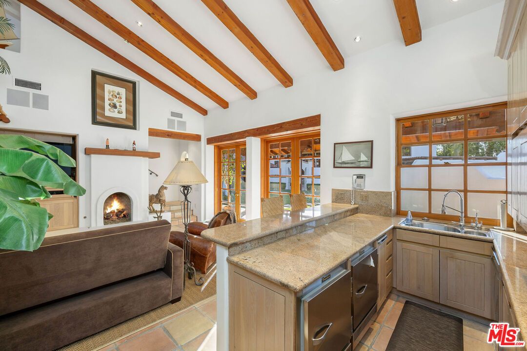 Fireplace, Interior, Kitchen, Recessed Lighting, Wooden Beams