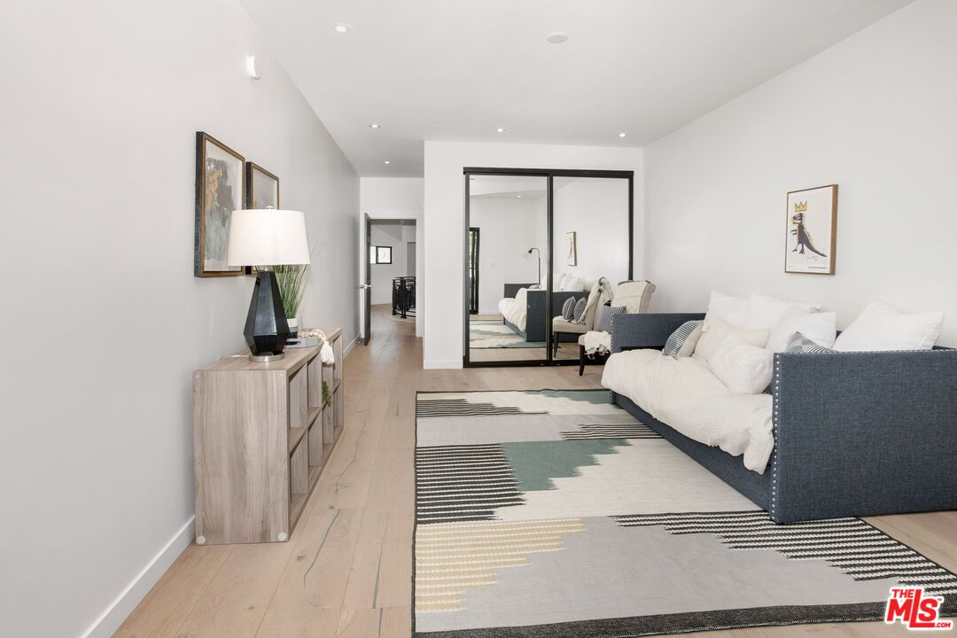 Bedroom, Interior, Living room, Recessed Lighting, Wood Texture Flooring