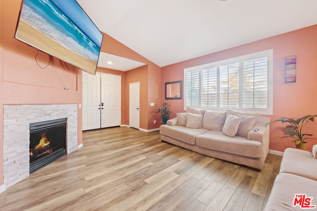 Fireplace, Interior, Living room, Recessed Lighting, Wood Texture Flooring