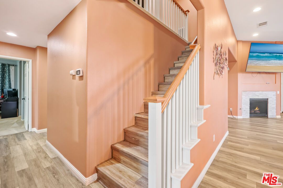Fireplace, Interior, Recessed Lighting, Wood Texture Flooring