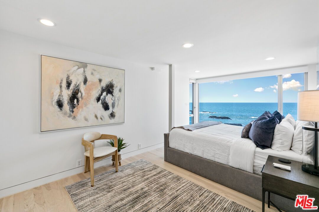 Bedroom, Interior, Recessed Lighting, Water, Wood Texture Flooring