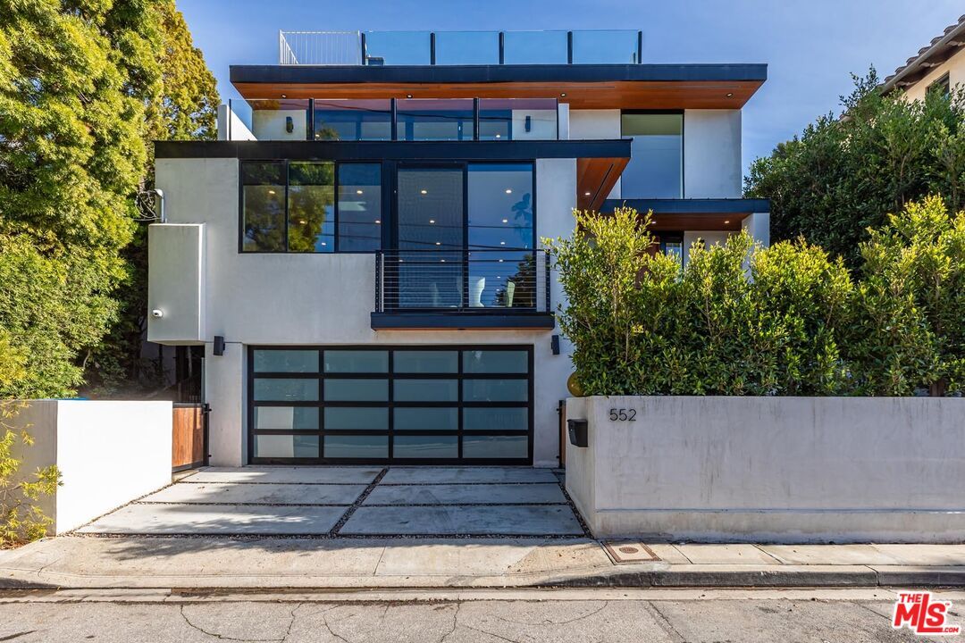 DE Listing image placeholder