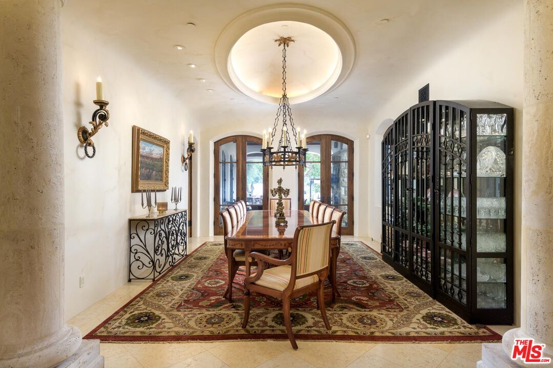 Chandelier, Dining room, Interior, Pendant Lights, Recessed Lighting