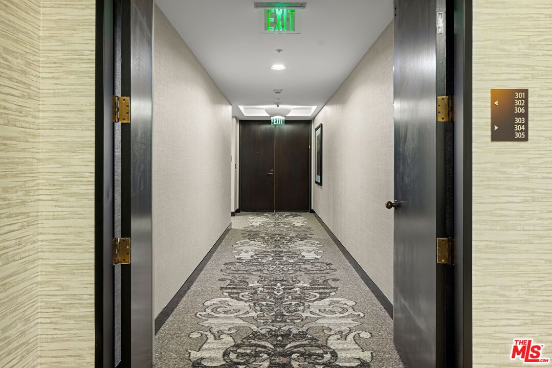 Elevator, Interior, Recessed Lighting