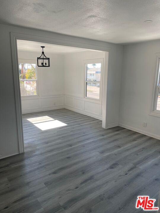 Empty room, Interior, Pendant Lights, Wood Texture Flooring