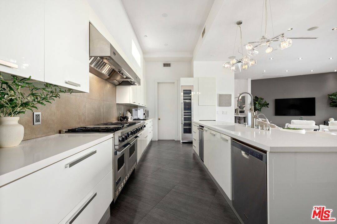 Interior, Kitchen, Pendant Lights, Recessed Lighting, Stainless Steel Appliances