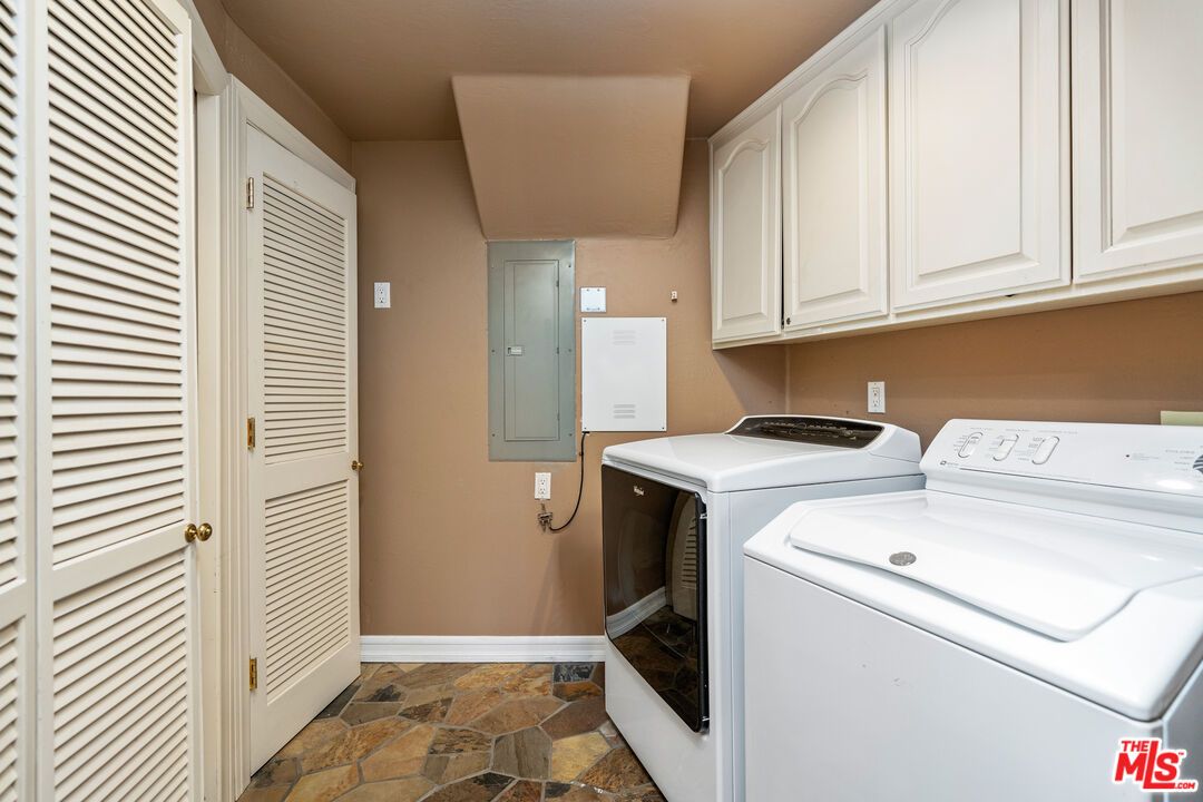 Interior, Utility Closets, Washer
