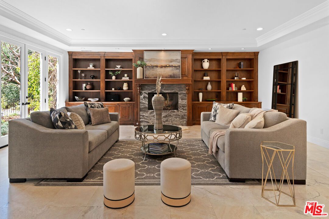 Fireplace, Interior, Living room, Recessed Lighting