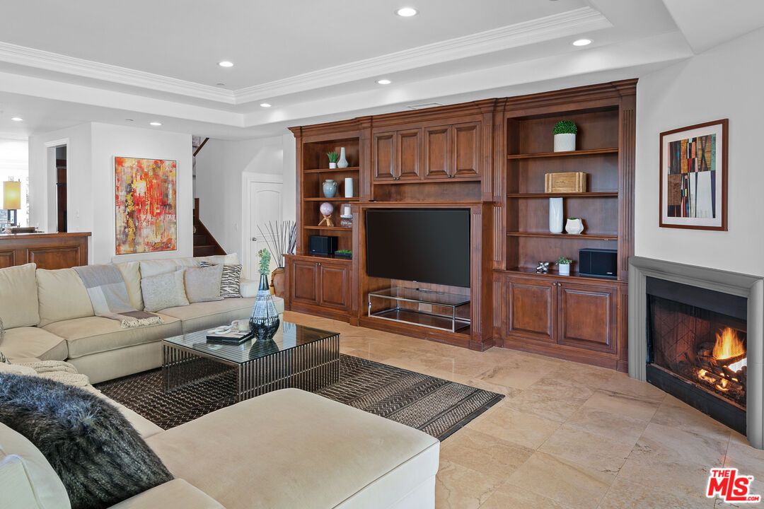 Fireplace, Interior, Living room, Recessed Lighting