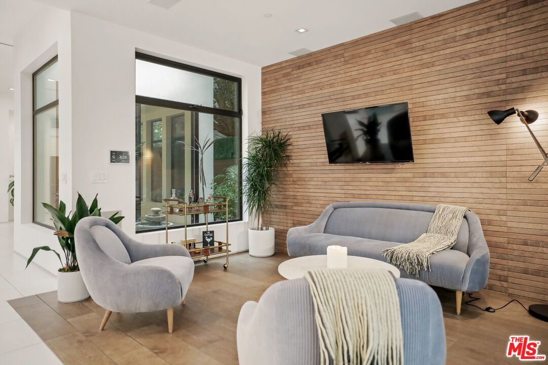 Interior, Living room, Recessed Lighting, Wood Texture Flooring, Wooden Walls
