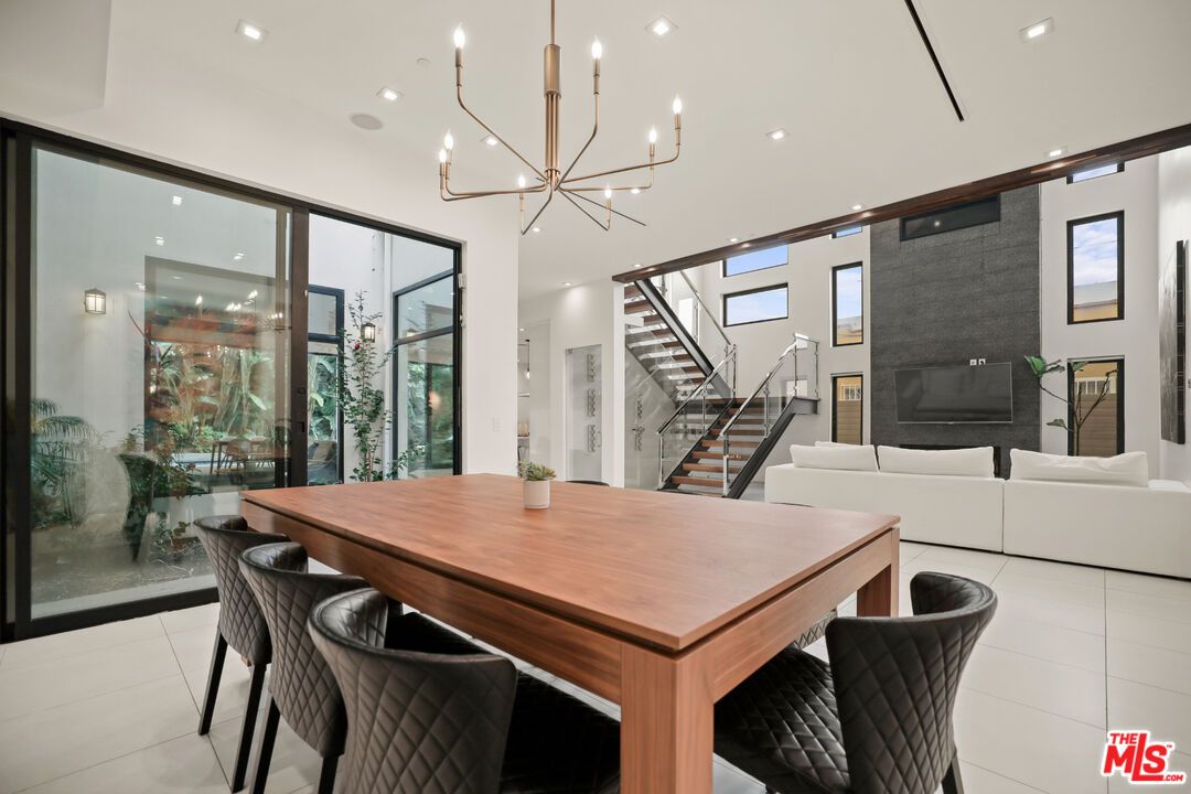 Dining room, Interior, Living room, Pendant Lights, Recessed Lighting