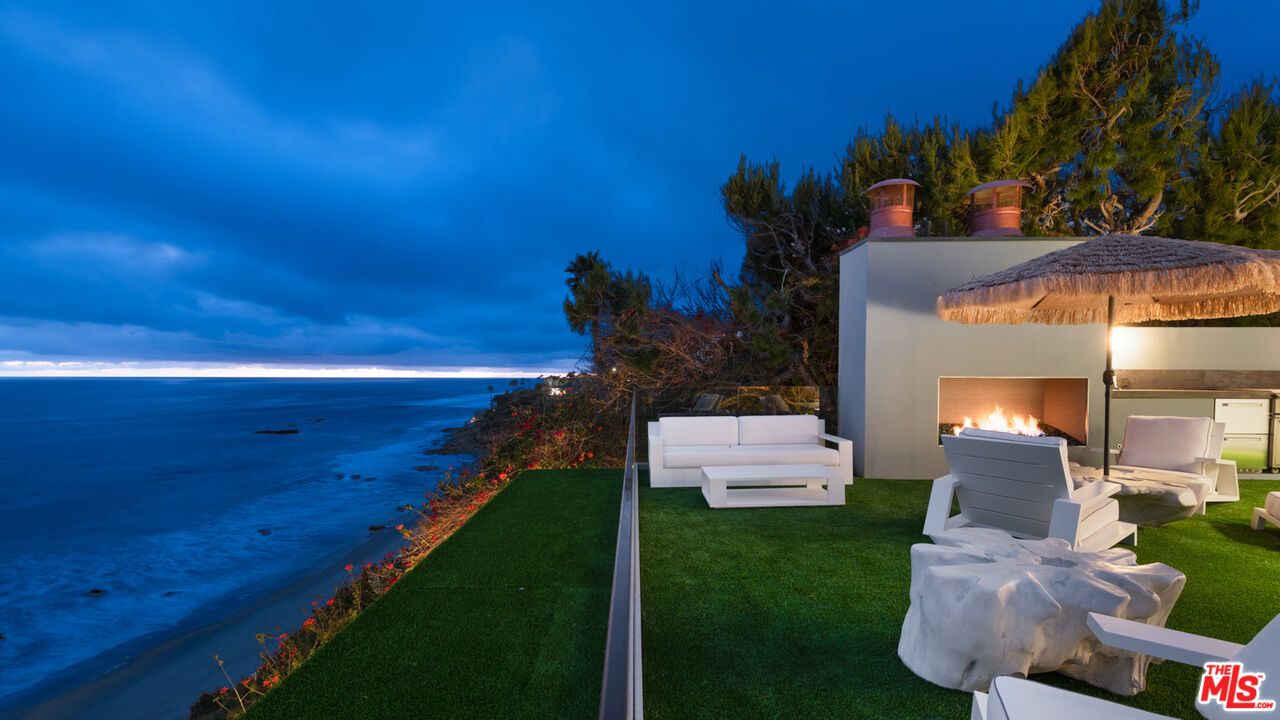 Backyard, Exterior, Fireplace, Water