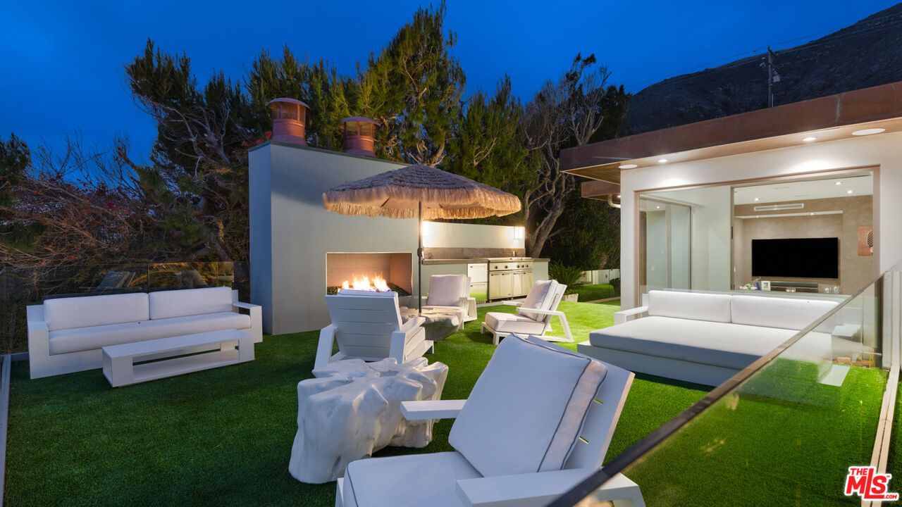 Backyard, Exterior, Fireplace