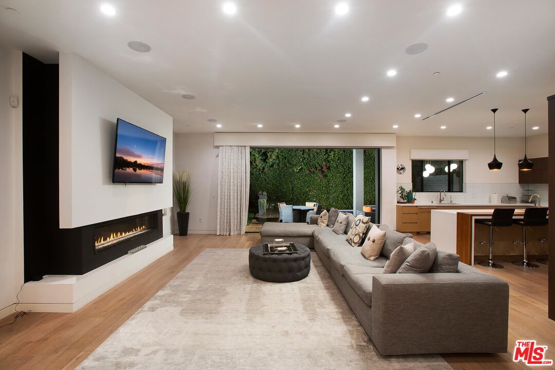 Fireplace, Interior, Kitchen, Living room, Pendant Lights, Recessed Lighting, Wood Texture Flooring