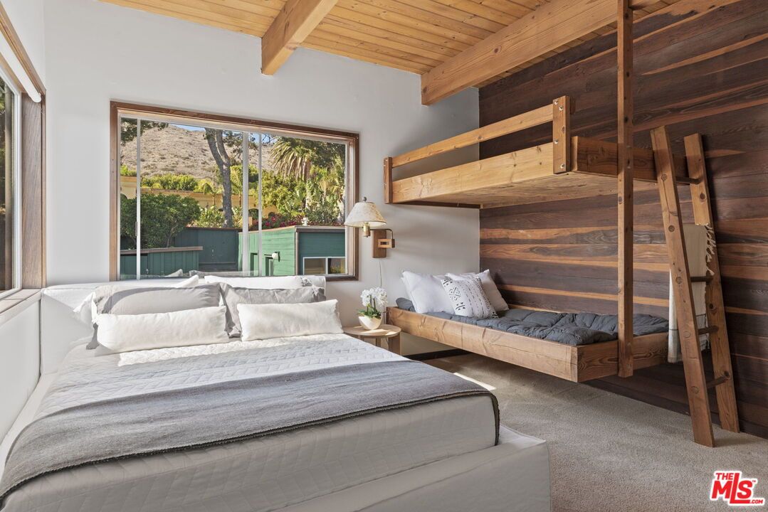 Bedroom, Interior, Wooden Beams, Wooden Ceilings, Wooden Walls