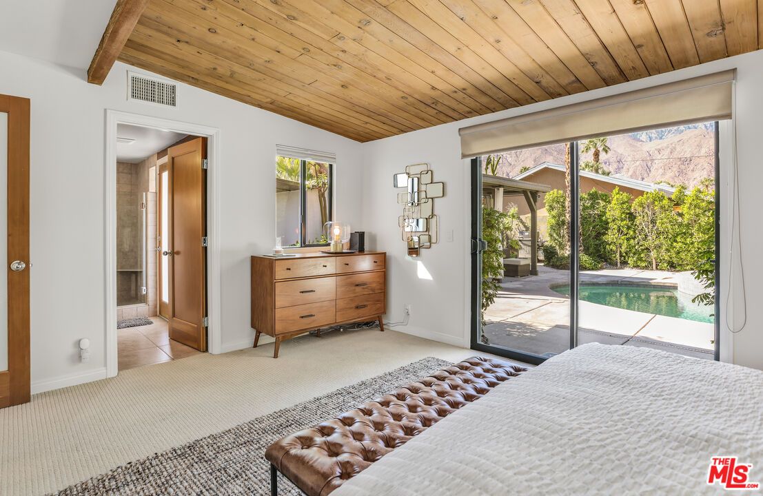 Bedroom, Interior, Wooden Beams, Wooden Ceilings