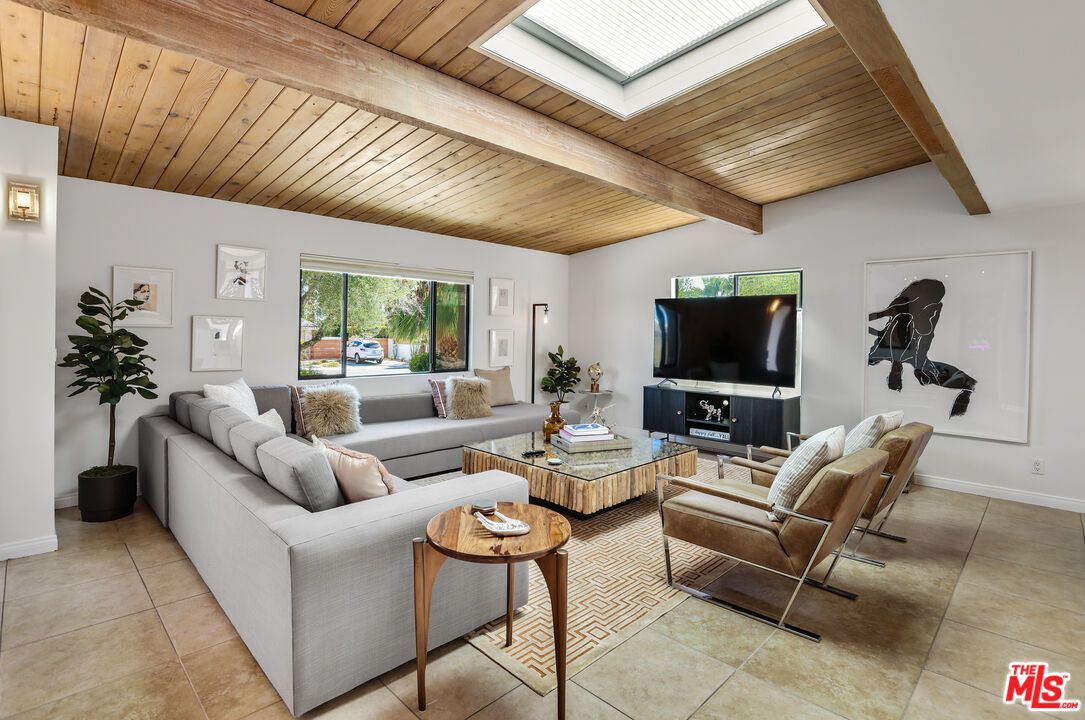 Interior, Living room, Wooden Beams, Wooden Ceilings